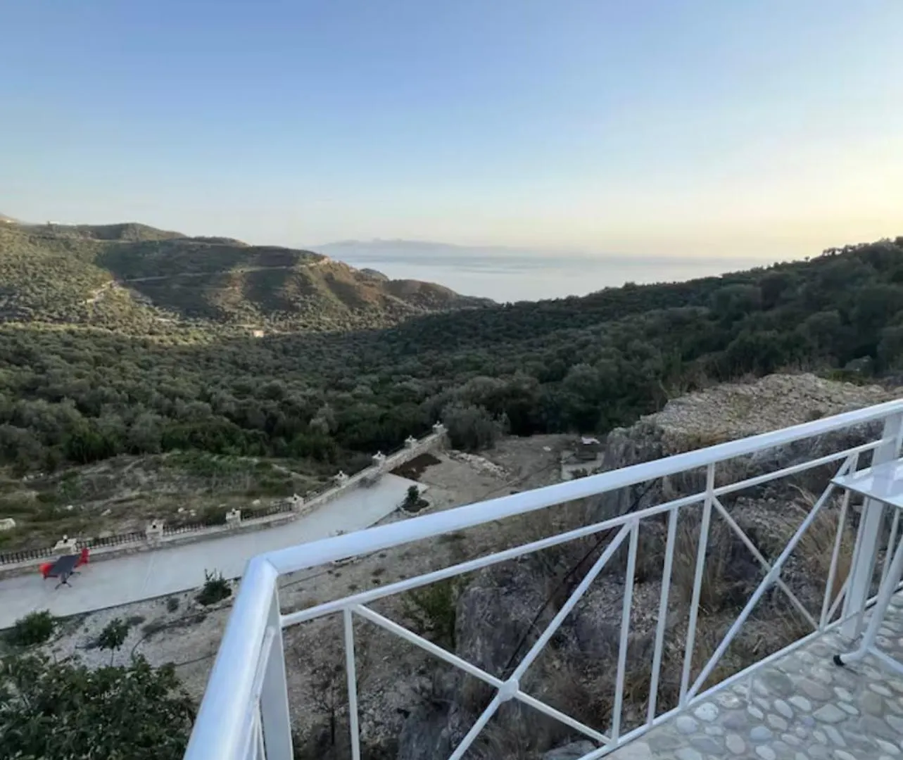 Villa Nefeli location